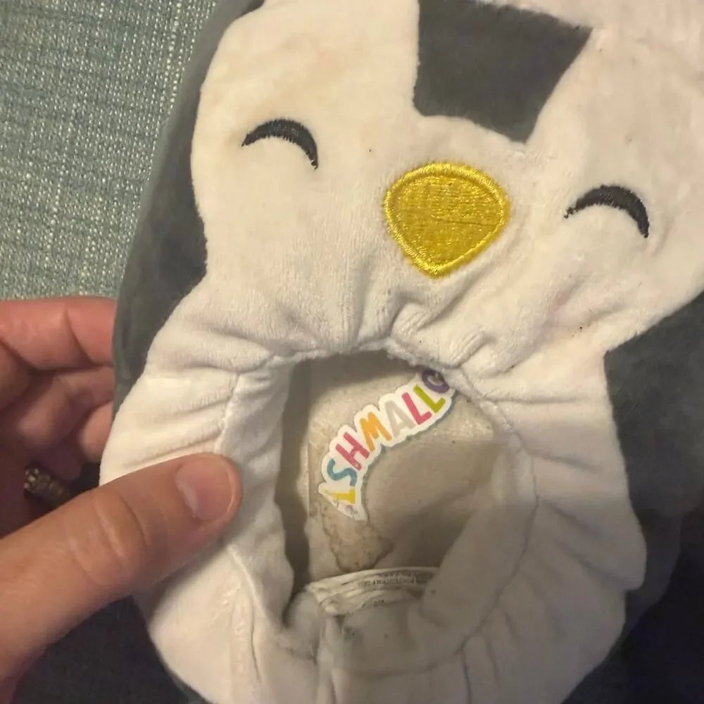 Squishmallows Holiday Penguin Slippers Kids Size 13-1 Christmas Plush House Shoe
